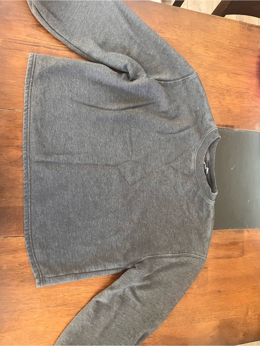 Universal Thread Women's Heather Charcoal Crewneck Sweatshirt